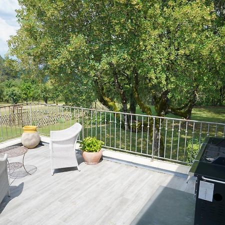 Bed and Breakfast Domaine La Garenne Reilhaguet Экстерьер фото