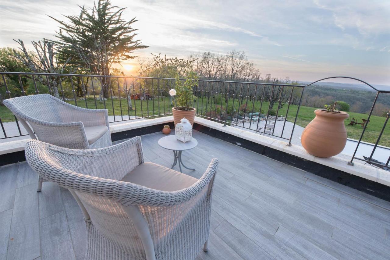 Bed and Breakfast Domaine La Garenne Reilhaguet Экстерьер фото