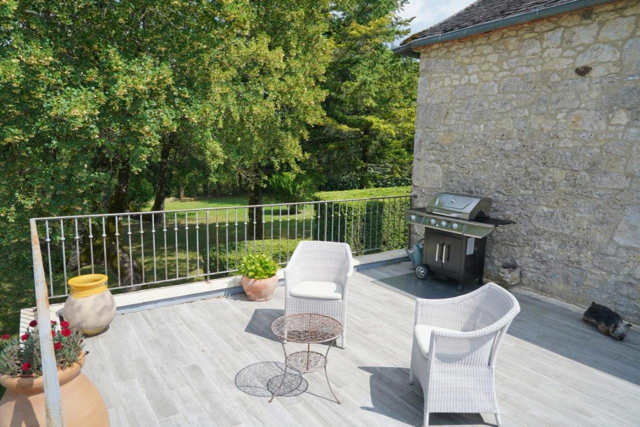 Bed and Breakfast Domaine La Garenne Reilhaguet Экстерьер фото